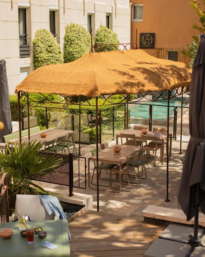 Le Victoria Boutique Hotel Saint-Paul-Trois-Châteaux Exterior foto